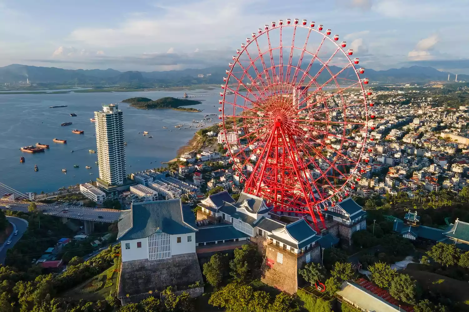 The massive Sun Wheel cable car overlooking Hạ Long City in Vietnam.