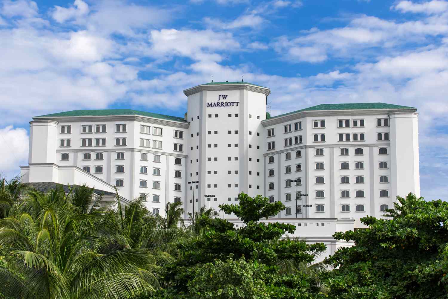 All-Inclusive Cost Comparison: Is it Really Worth It?