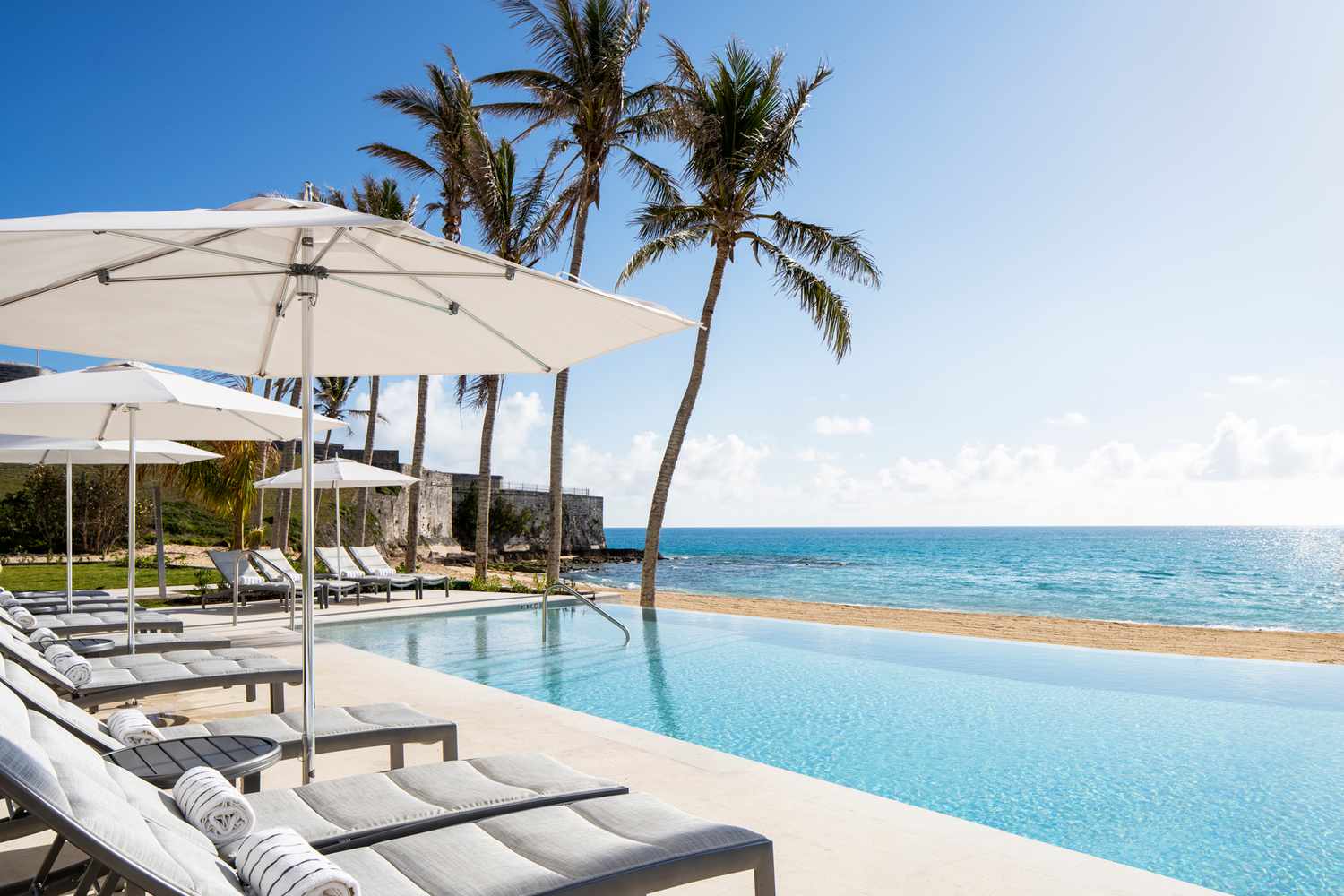 8 Best Luxury Bermuda Resorts with Ocean Views