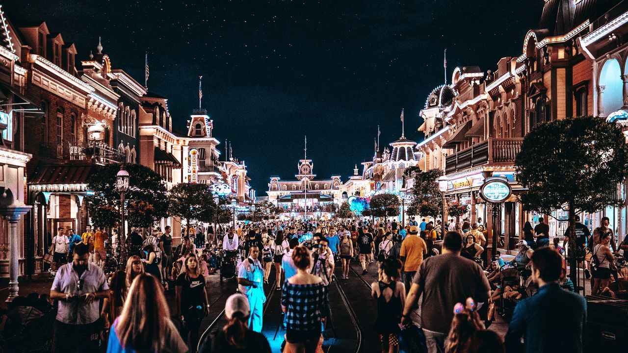 6 Best Things to Do for Disney World Nightlife