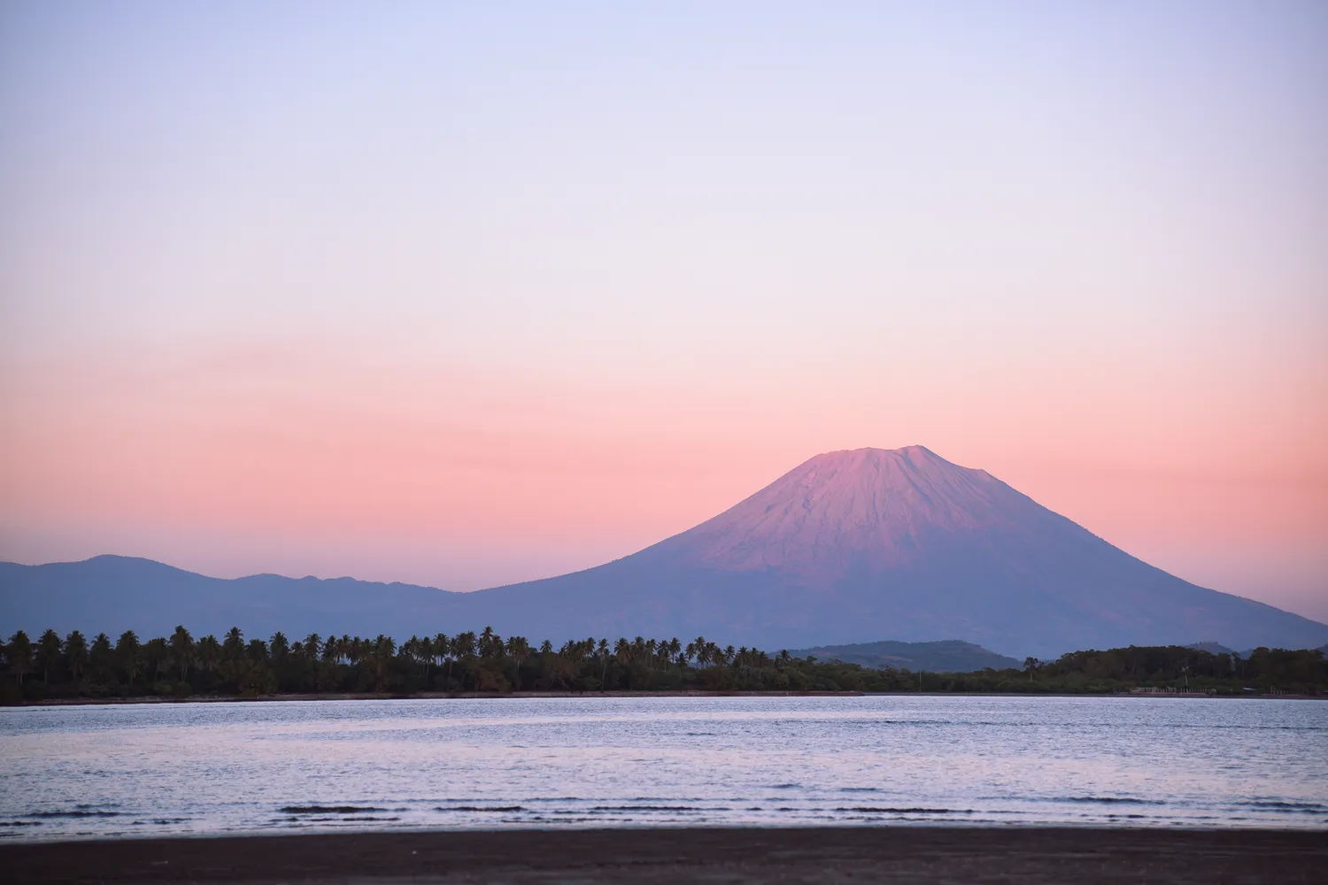 El Salvador Travel Guide: Safe 2026 Trip Planning