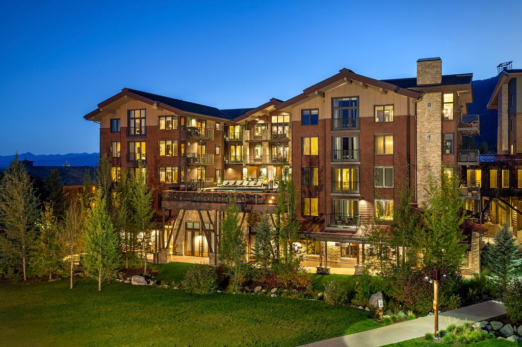 Modern exterior and rooftop area of Hotel Terra in Teton Village.