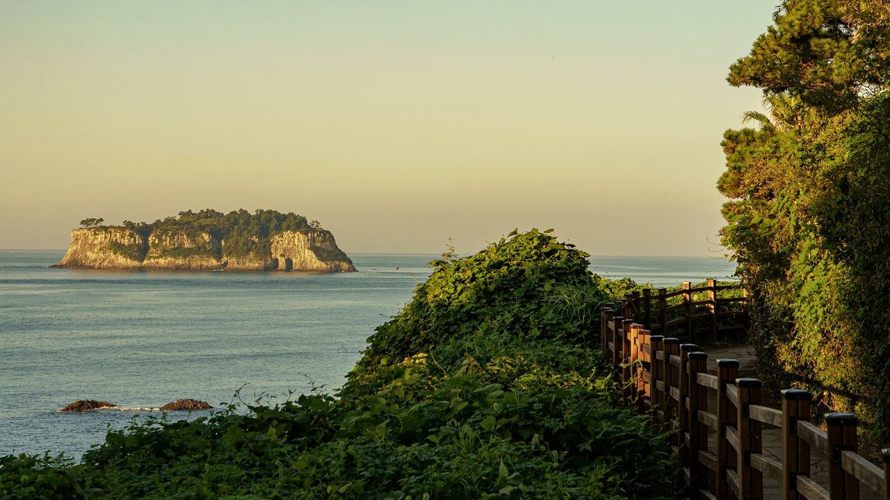 Korea Honeymoon: Romantic Seoul & Jeju Travel Guide
