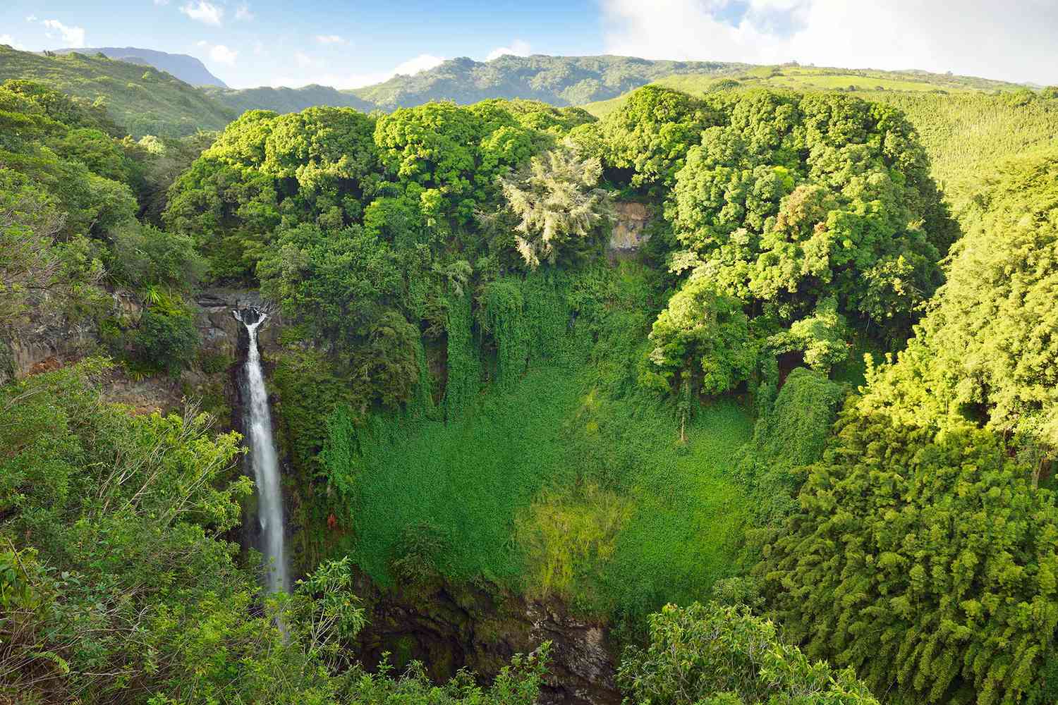Maui vs Kauai: 2026 Guide to Hawaii's Best Islands