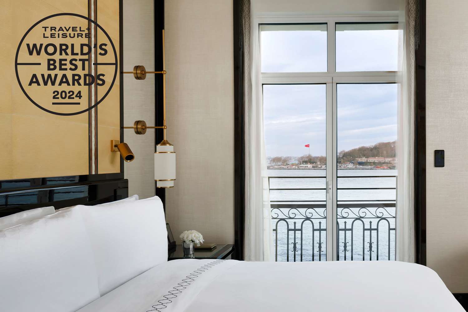 Best Bosphorus Hotels: Top 3 Luxury Stays in Istanbul