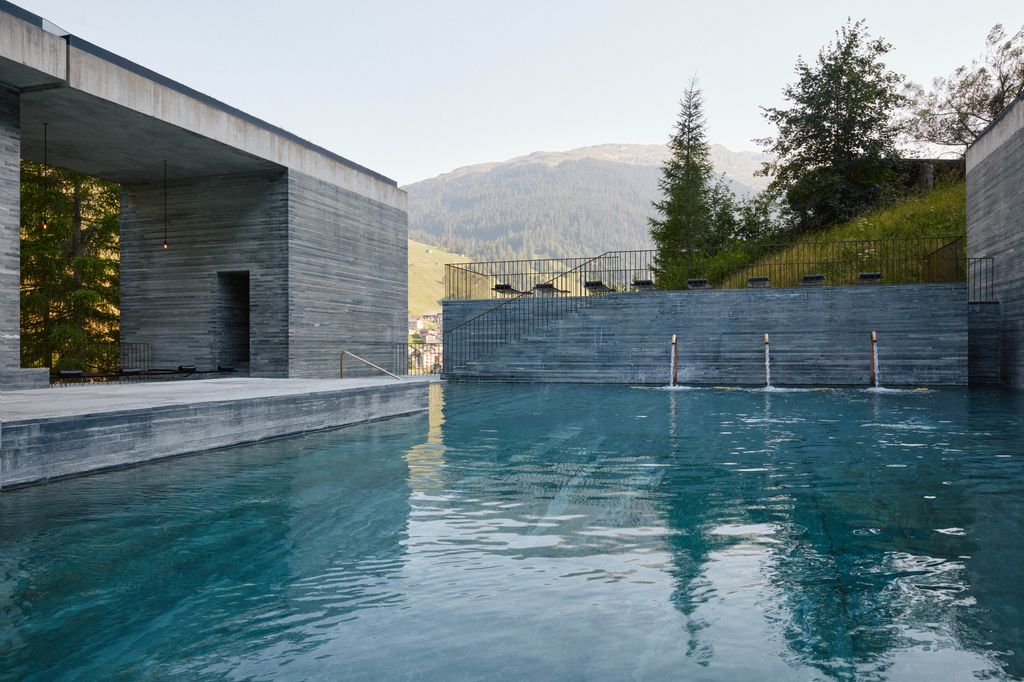 The architectural thermal baths of the 7132 Hotel constructed with 60,000 slabs of Vals quartzite.